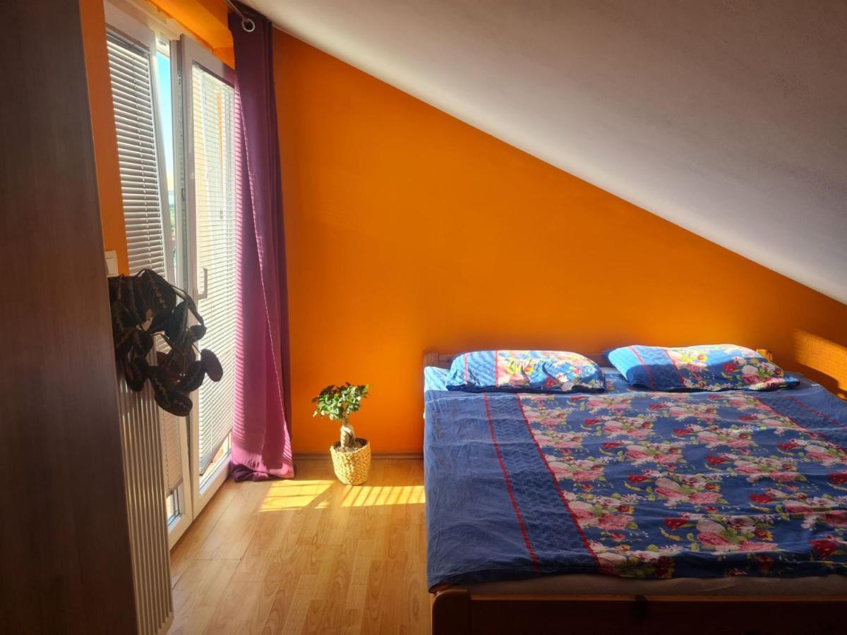 Apartments Dilja Malinska Ngoại thất bức ảnh