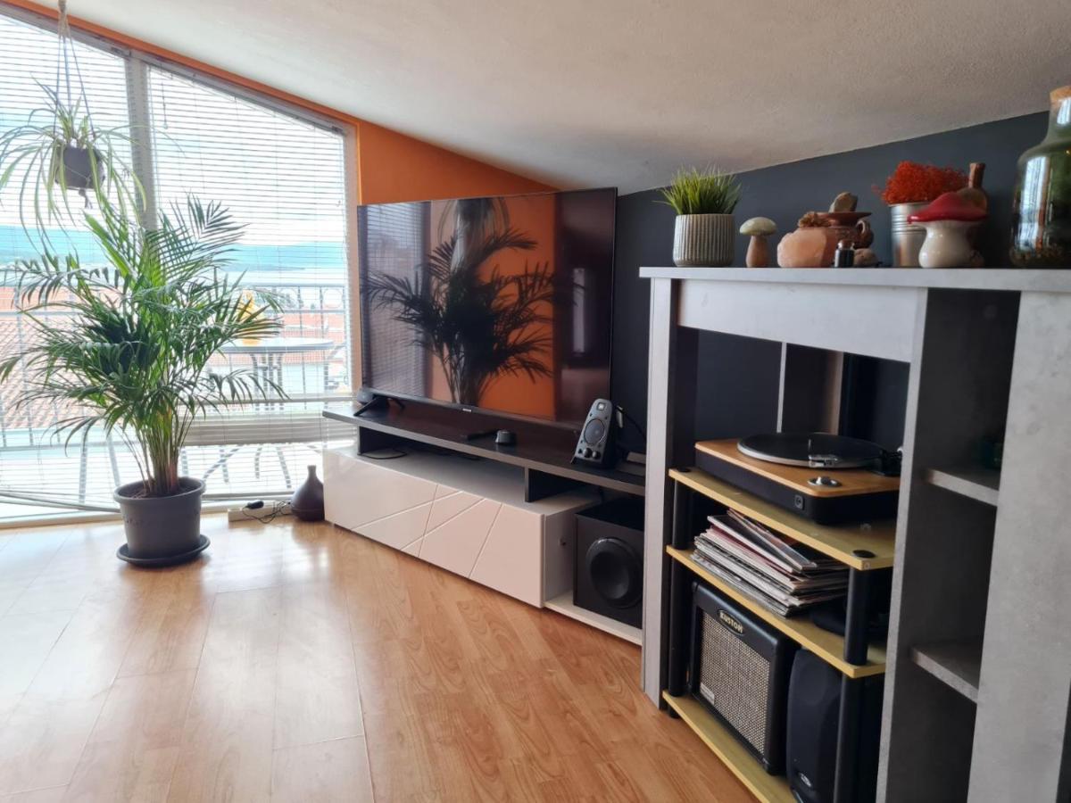 Apartments Dilja Malinska Ngoại thất bức ảnh