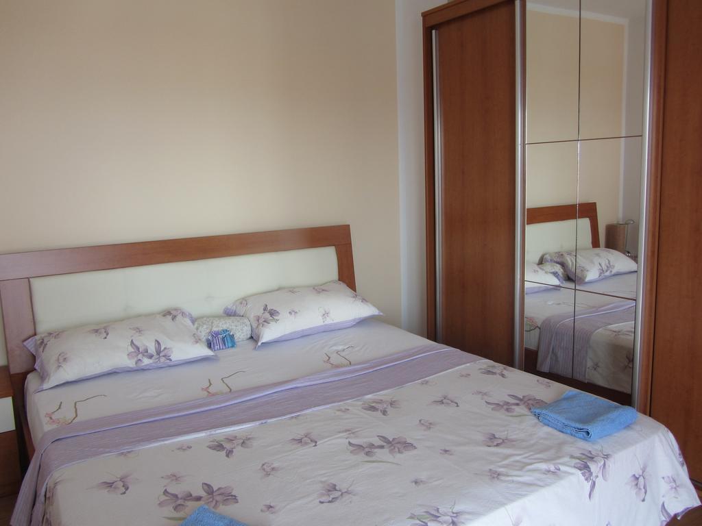Apartments Dilja Malinska Phòng bức ảnh